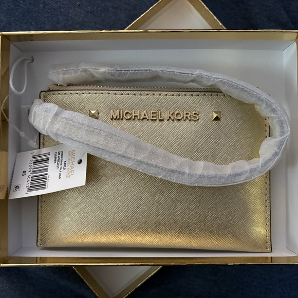 Michael Kors Gold Women's Bag - Picture 1 of 6